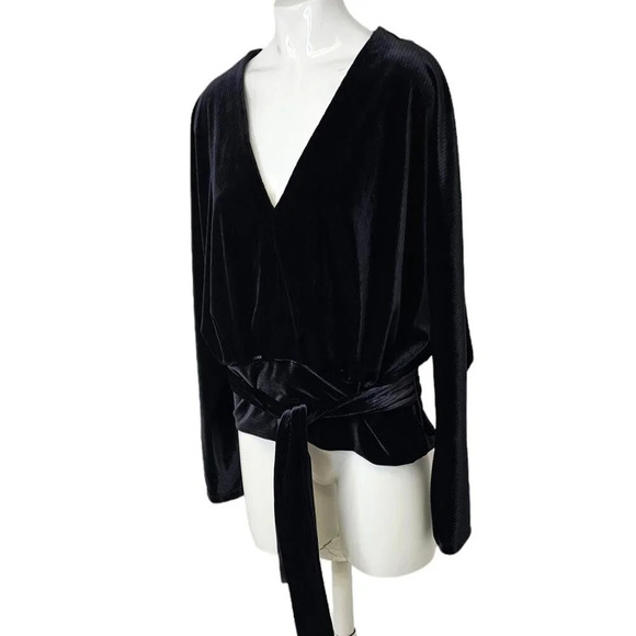 Good American Velour V-Neck Dolman Wrap Top Black Size 3 / US Large V-Neck - Picture 3 of 8
